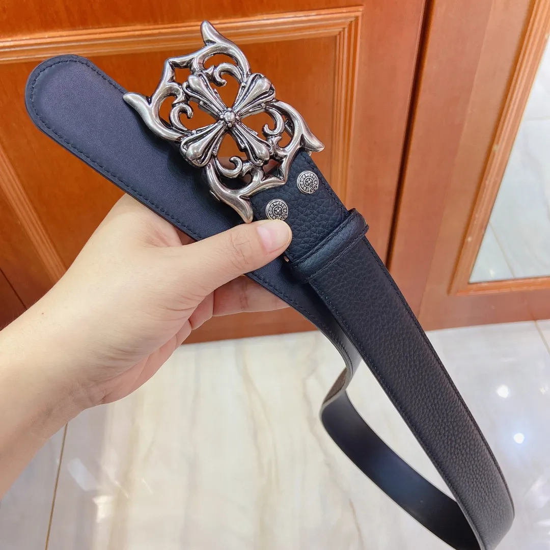 💰480💰Full package💰 💍Purchasing level 𝐂𝐡𝐫𝐨𝐦𝐞𝐇𝐞𝐚𝐫𝐭𝐬 Crow Heart Detachable model, fine hardware and first-layer lychee leather belt, very cool. Width 3.8cm